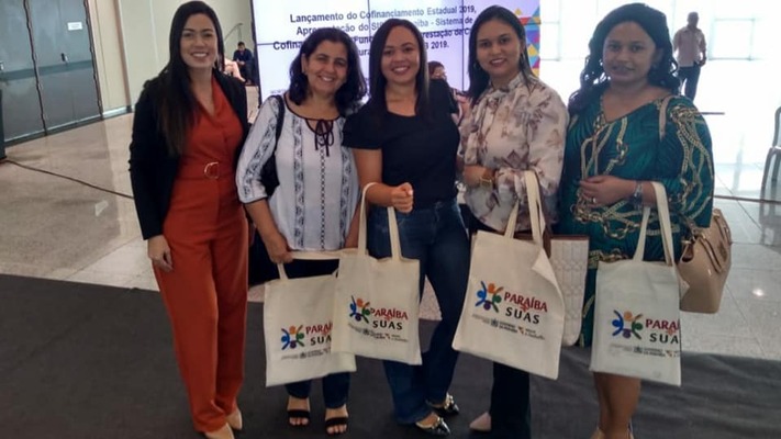 Secretária de Assistência Social de Juarez Távora Marinalva, participa da solenidade de autorização do Cofinanciamento Estadual.