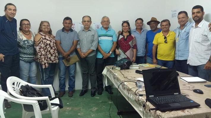 Secretário de Agricultura de Juarez Távora Cornélio Freire participa de encontro em Itabaiana buscando benefícios para os agricultores tavorenses.