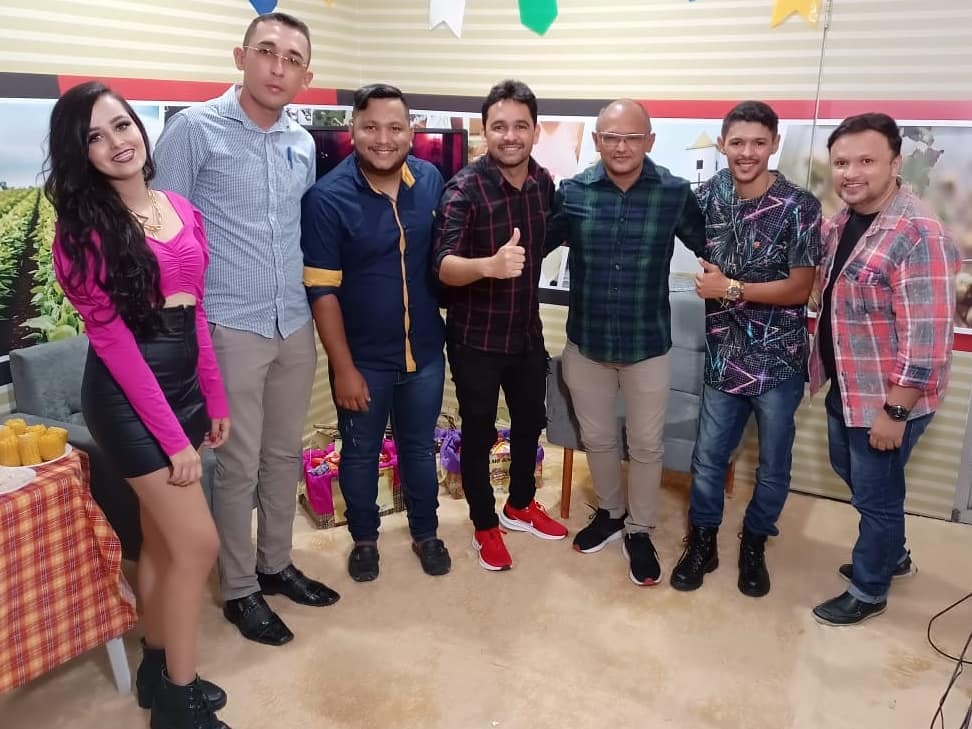 Prefeitura Municipal de Juarez Távora realiza a primeira live festiva com artistas da terra e lança a abertura da Secretaria de Cultura do município.